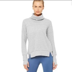 ALO Yoga Haze Long Sleeve pullover
